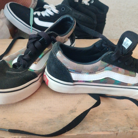 Vans - Picture 4 of 4